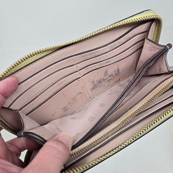 KATE SPADE Pre-Loved Light Lime Green Zipper Top Wallet - Picture 10 of 16